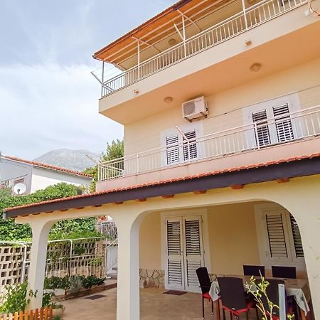 Apartment Huanita Промайна Екстер'єр фото