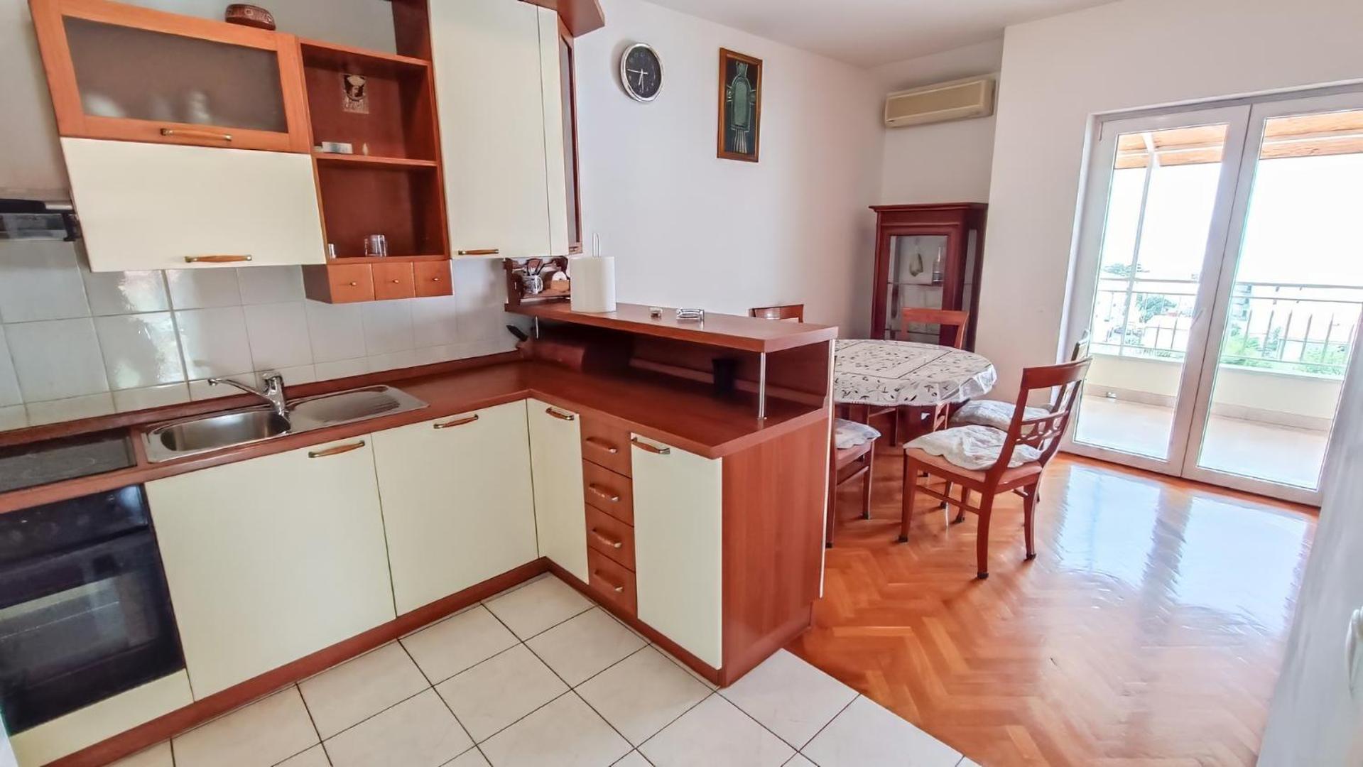 Apartment Huanita Промайна Екстер'єр фото