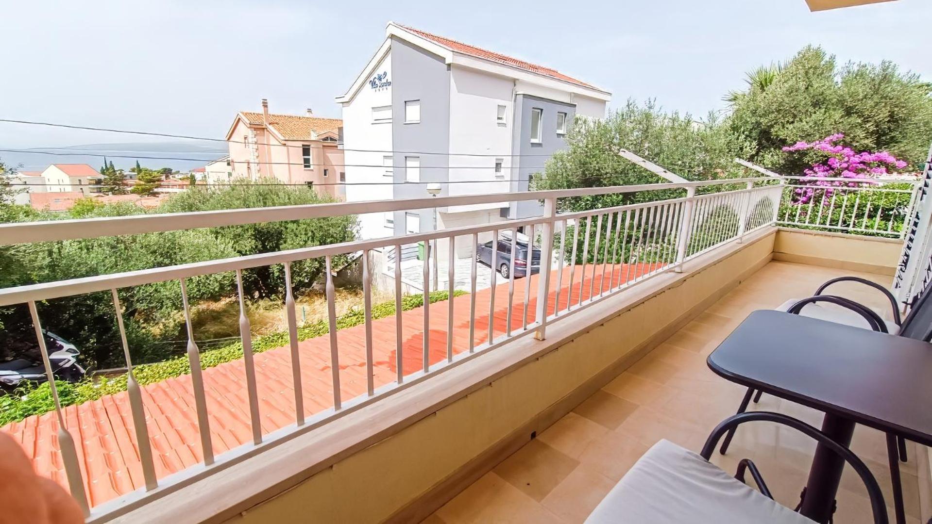 Apartment Huanita Промайна Екстер'єр фото